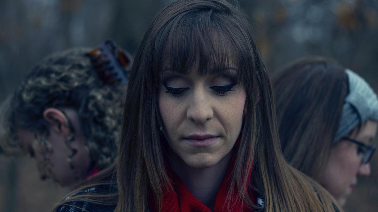 People Divulge Why They Stopped Talking To Their Childhood Best Friend