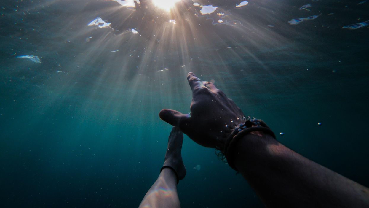 People Share The Survival Myths That Could Actually Kill Someone