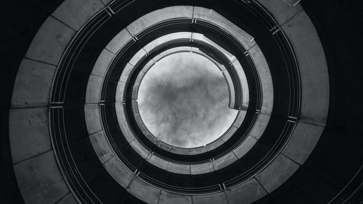 People Break Down The Places That Are Easy To Enter But Difficult To Leave