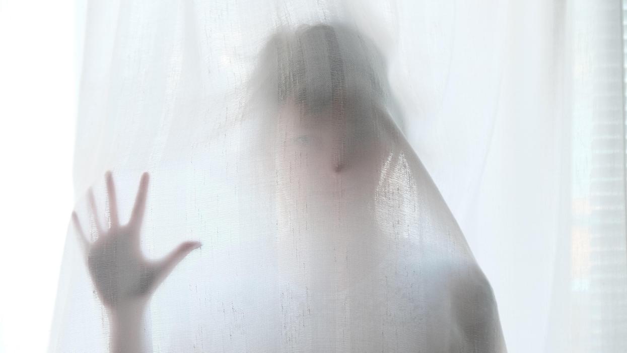 Skeptics Explain What Actually Made Them Believe In The Paranormal