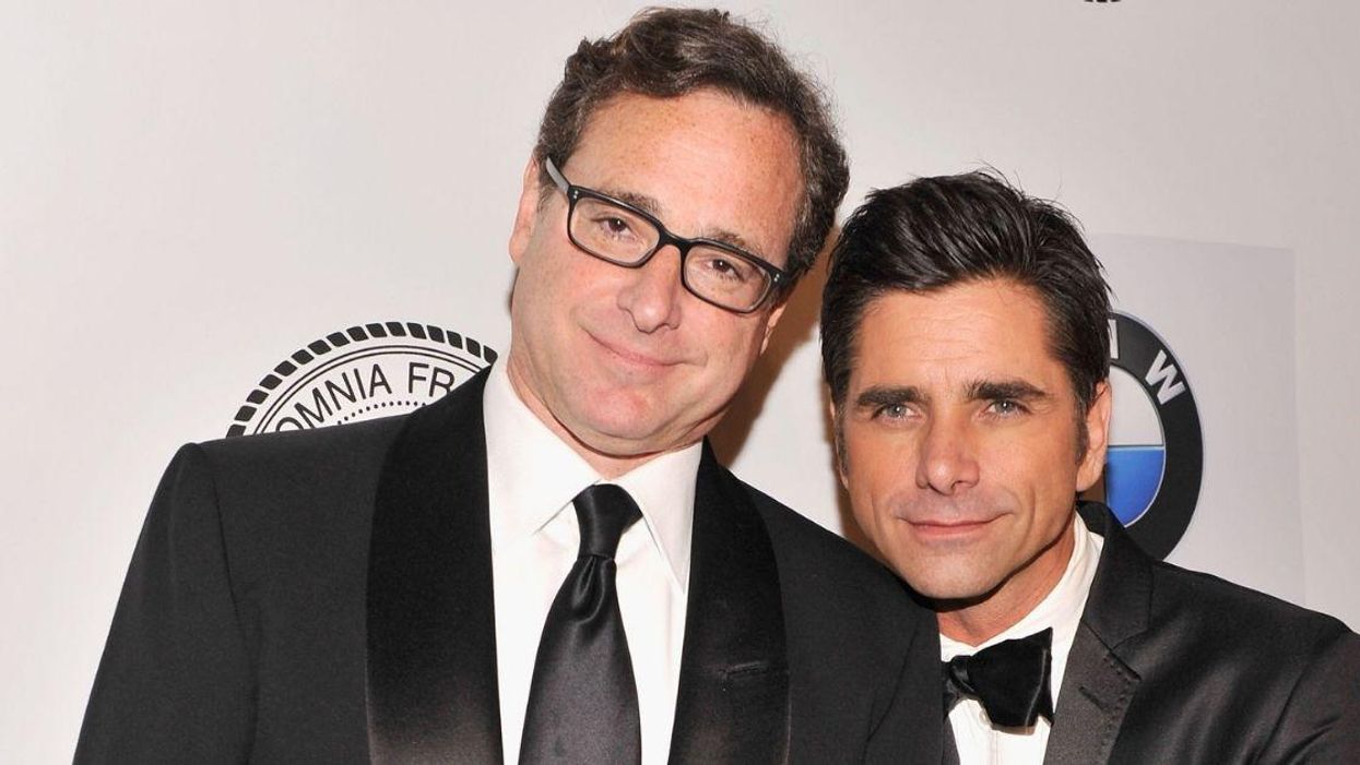 John Stamos Praises Bob Saget For Getting In 'One Last D*ck Joke' With Unintentionally Hilarious Photo
