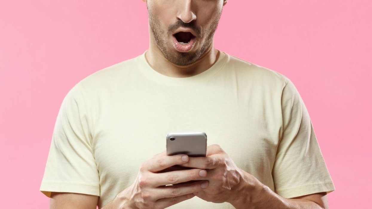 Gay Guy Stunned When Father Seems To Suggest He Find A Sugar Daddy In Hilarious Text Exchange