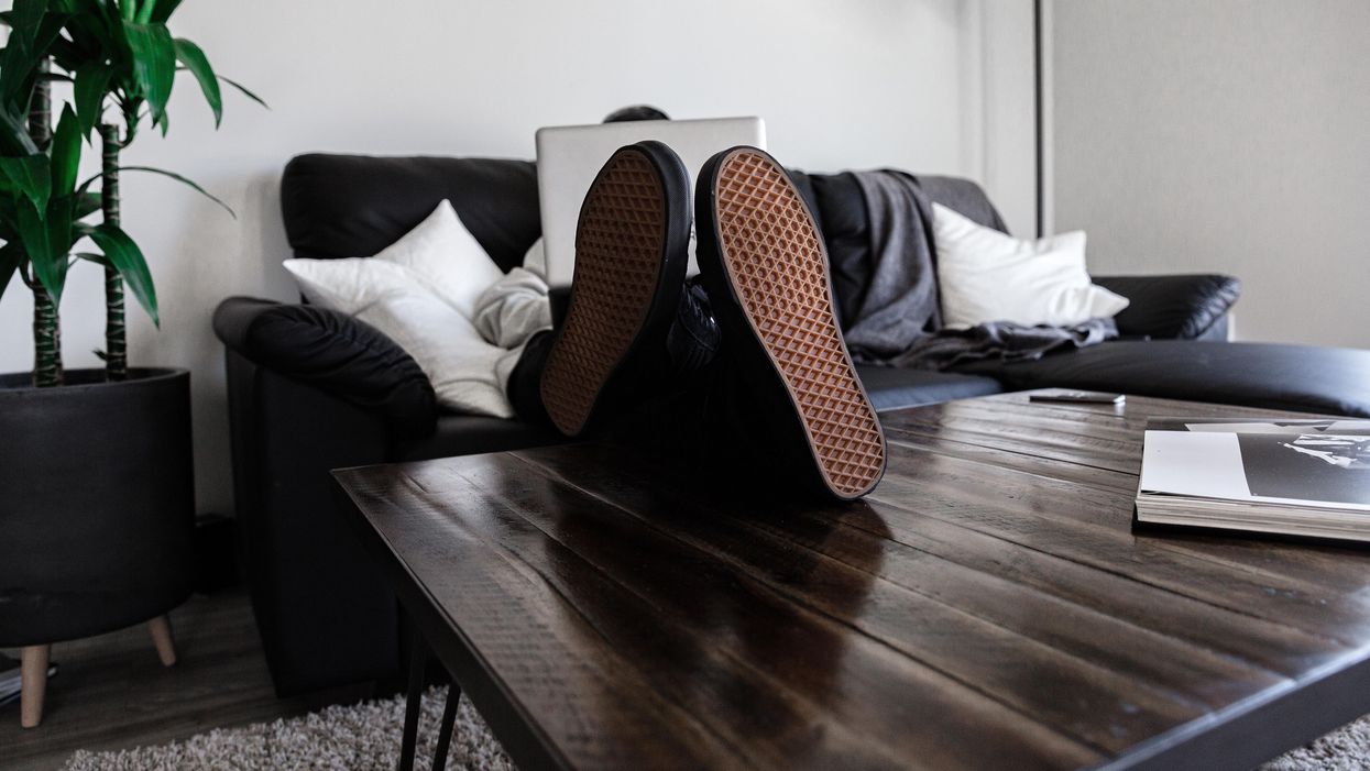 Hosts Describe The Worst Examples Of A Guest Making Themselves At Home