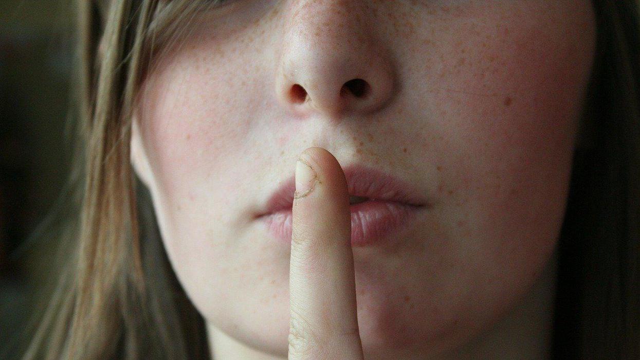 People Break Down The Things That Women Keep From Men