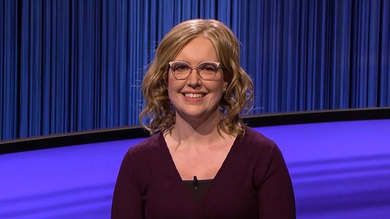 'Jeopardy!' Champ Removes Her Wig To 'Normalize' Cancer Recovery In Moving Display Of Strength
