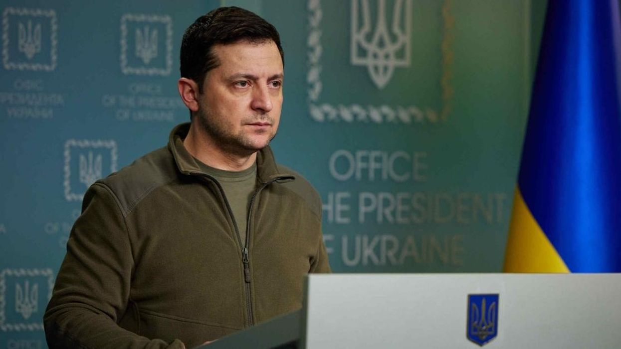 Before And After Photos Of Zelenskyy Show The Toll The War Has Taken On Him Over 41 Days