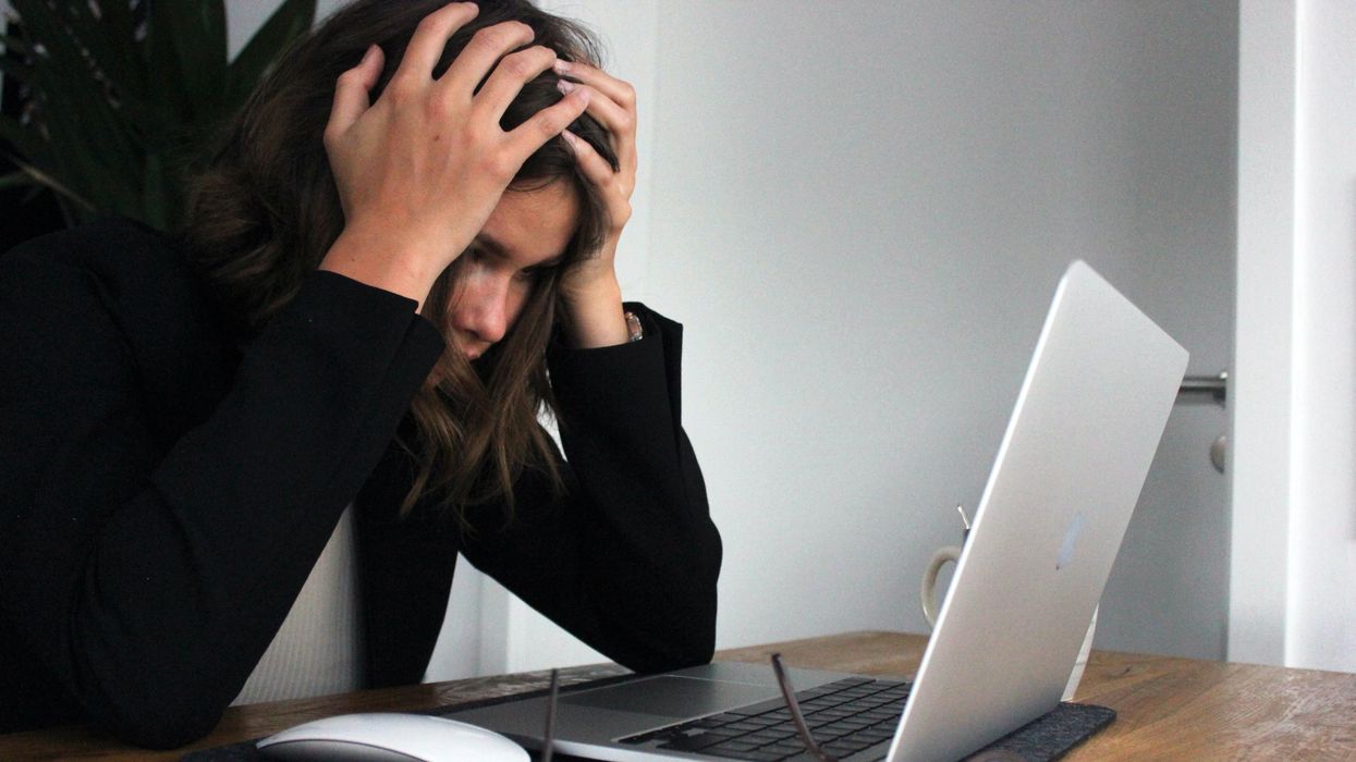 Women Share The Red Flags Women Display That People Should Watch Out For