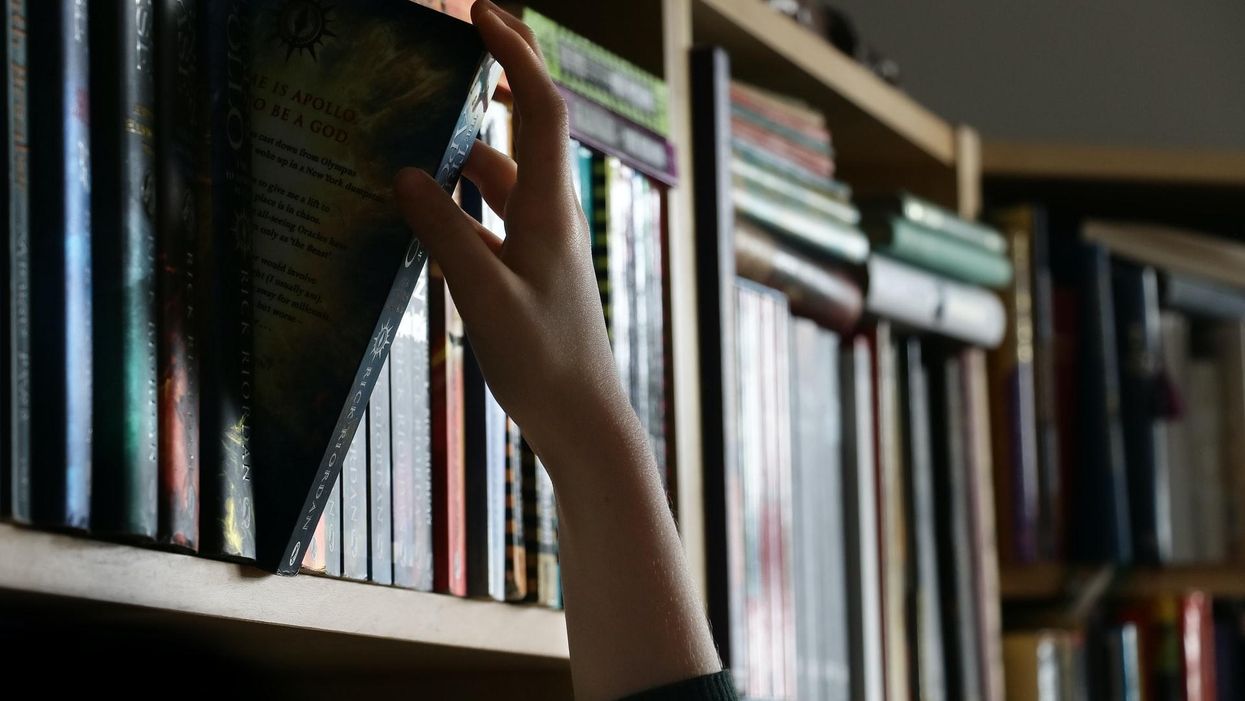 People Dispel Myths That Are Still Widely Believed Today