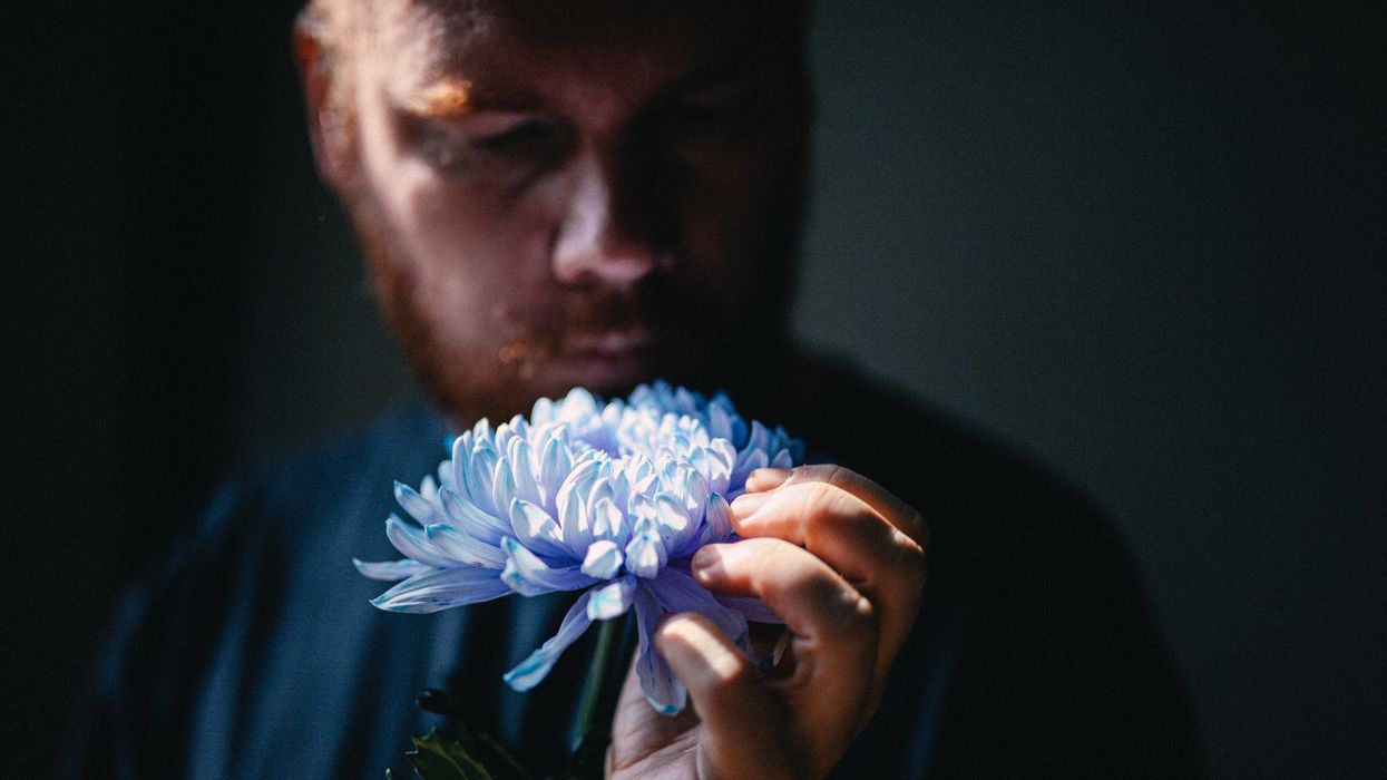 People Break Down Which Things Shouldn't Smell Good But Actually Do