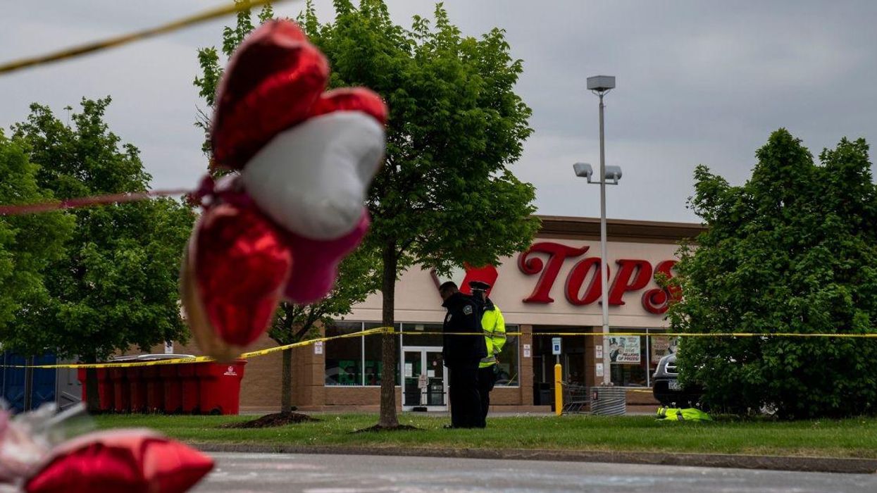 911 Dispatcher Who Hung Up On Grocery Store Worker During Buffalo Shooting Placed On Leave