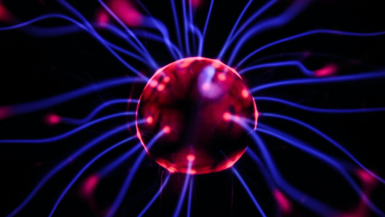 People Explain Which Scientific Achievements They'd Like To See Before They Die