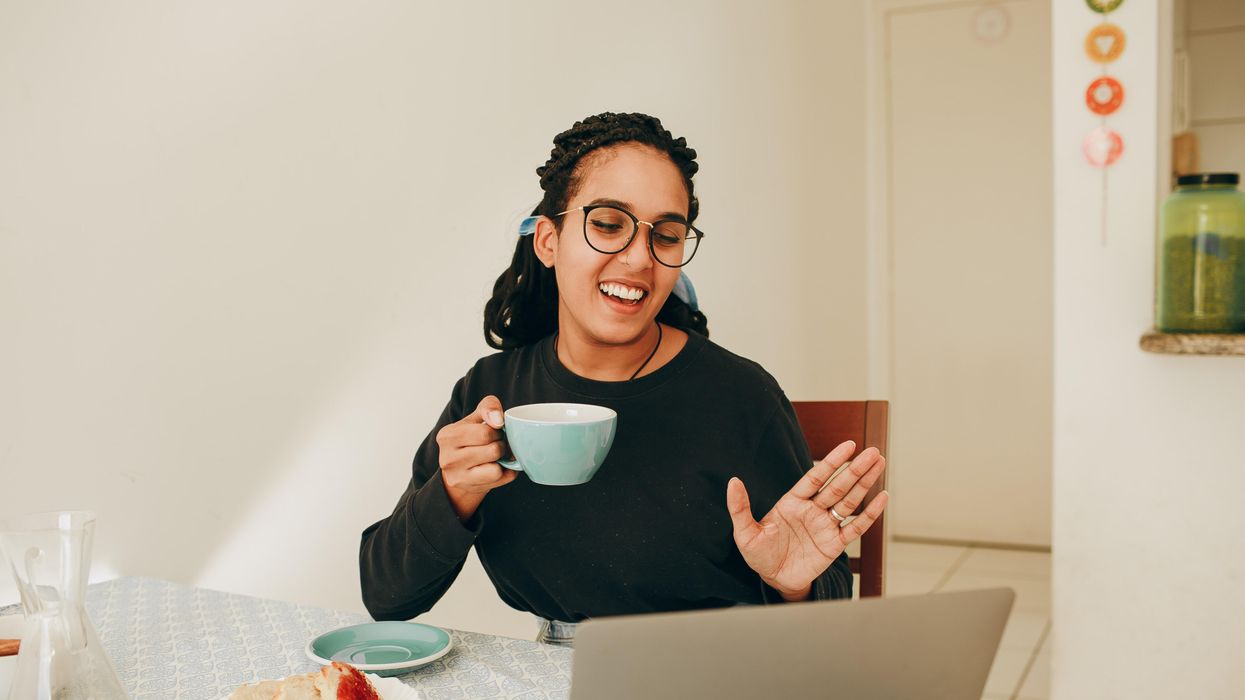 People Break Down Which Things Scream 'Give Me Attention!'