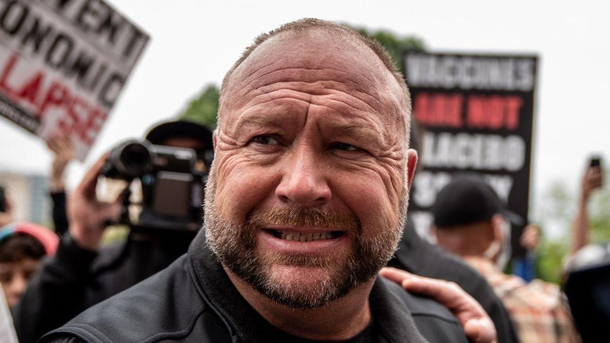 Alex Jones' Wife Responds To News That Jones Sent Nude Pic Of Her To Roger Stone–And, Yikes