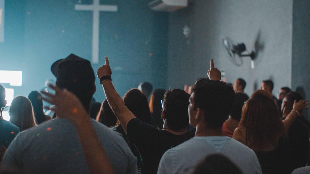 People Break Down Which Things Aren't Technically A Cult But Sure Feel Like One