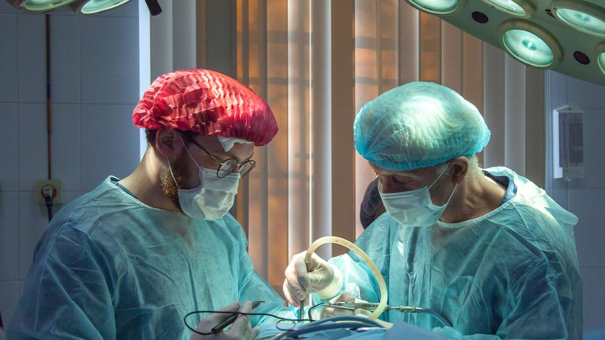 Medical Professionals Share Their Craziest 'They Shouldn't Have Survived' Experiences