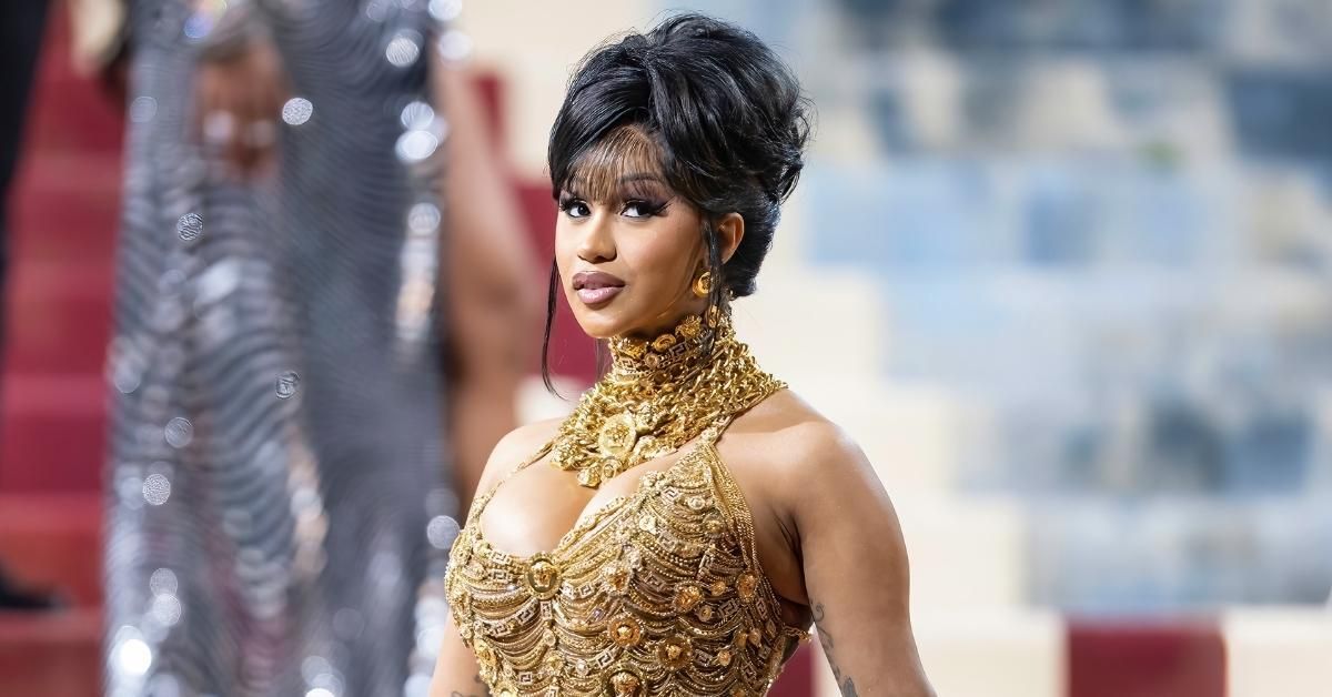 Cardi B Claps All The Way Back After Biphobic Post Calls Her Out For Never Dating A Woman