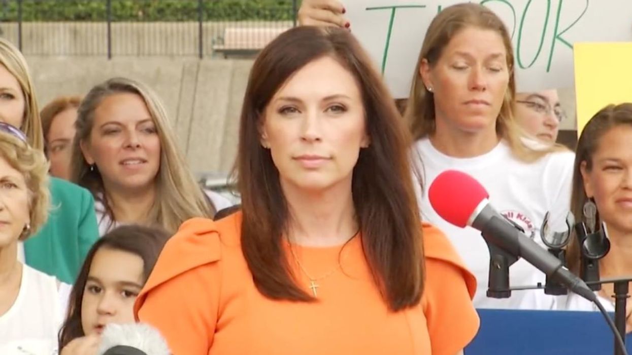 Erotic Horror Actress Running For GOP Gov. Offers To Send Reporter 'Porn' In Bizarre Press Conference