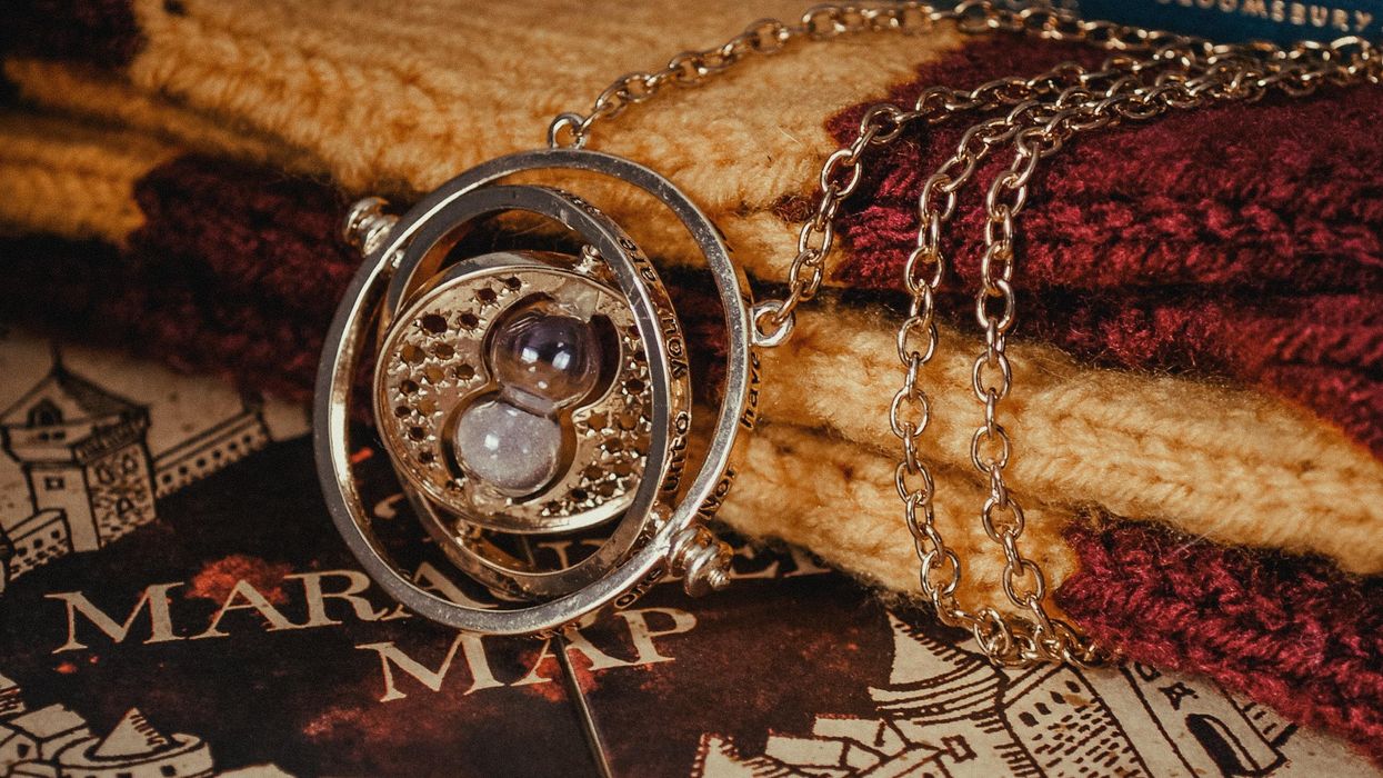 Harry Potter Fans Explain How They Think Teenagers Would Abuse Magic At Hogwarts