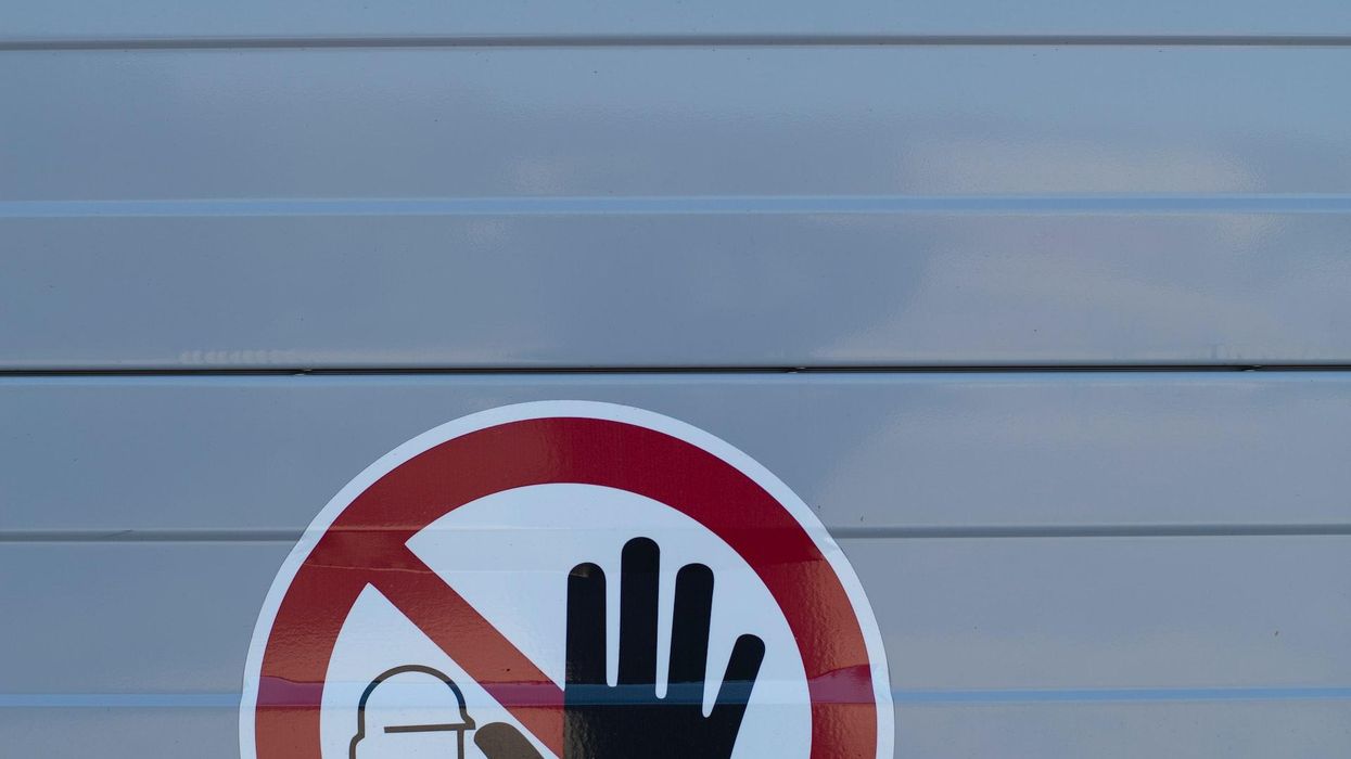 Red Flags Women Cannot Ignore In Men