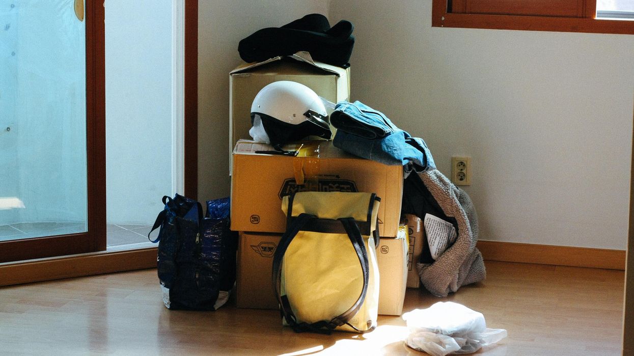 People Break Down The Reasons Why No One Should Ever Move To Their Country