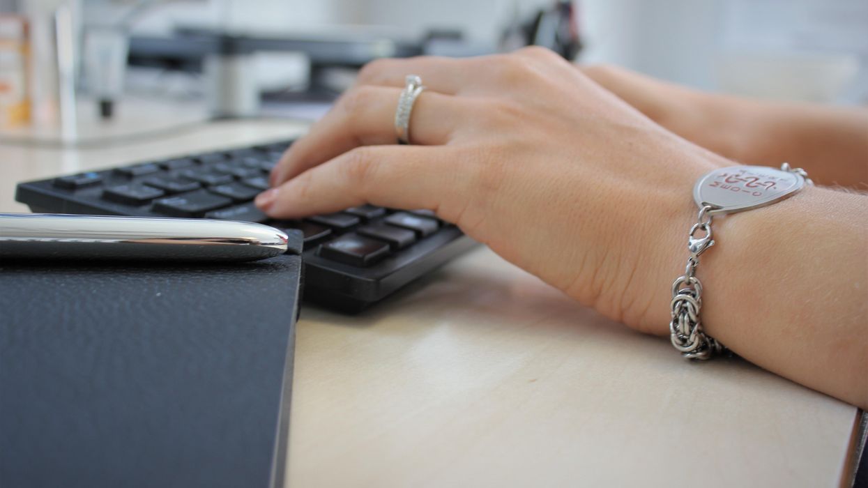 People Explain Which Professions Are Basically Paid To Lie For A Living