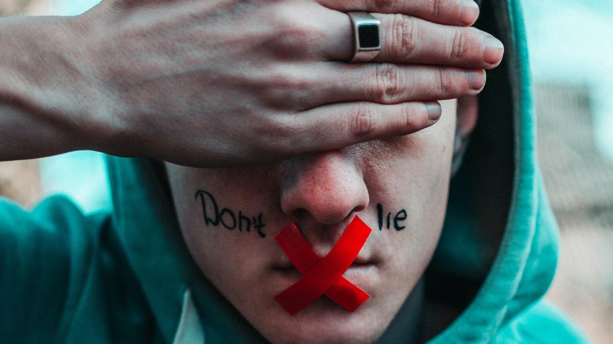 People Dispel Common 'Facts' That Are Total BS