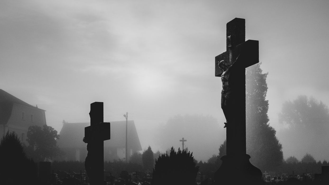 People Who Work With Dead Bodies Share Their Best Ghost Stories