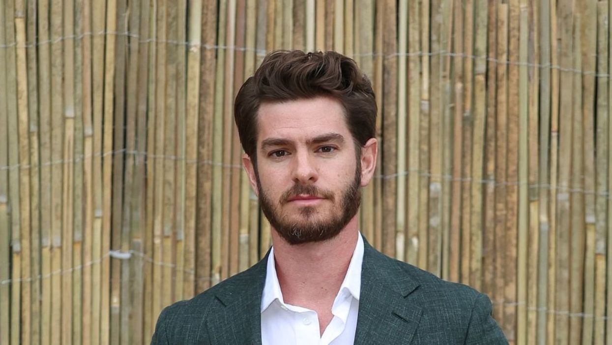 Suggestive Photo Of Shirtless Andrew Garfield On A Boat With Friends Has Fans Hot And Bothered