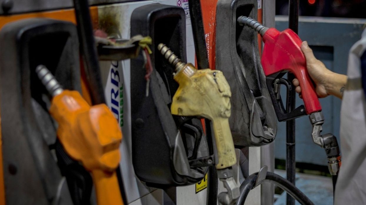 Right-Wingers Roasted Over Bonkers Conspiracy That Oil Is Secretly A Renewable Energy Source