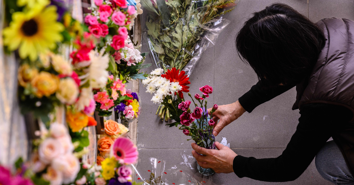 Man Asks For Advice After Upsetting His Wife For Refusing To Visit The Grave Of Her Deceased First Husband