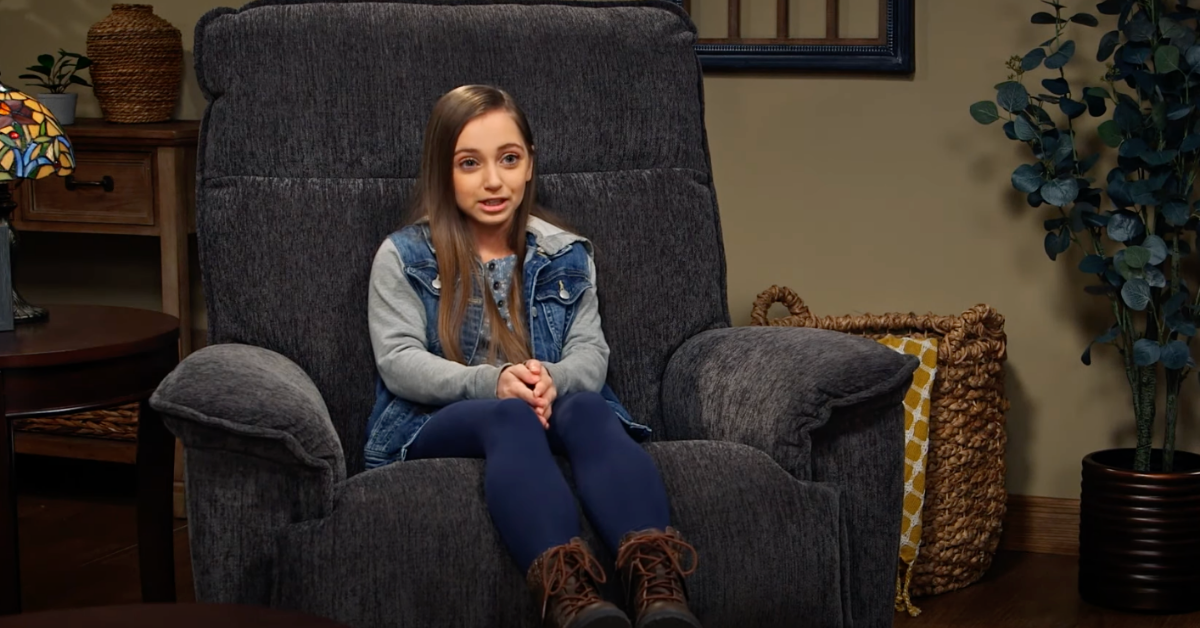 Woman Who Is 'Trapped In The Body Of An 8-Year-Old' Opens Up About Her Complicated Dating Life