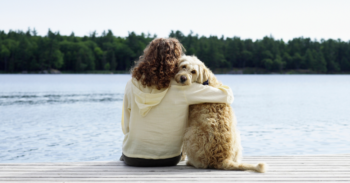 Re-Opened Office Called Out For Tone-Deaf 'Bet Your Dog's Missing You' Sign For Returning Workers