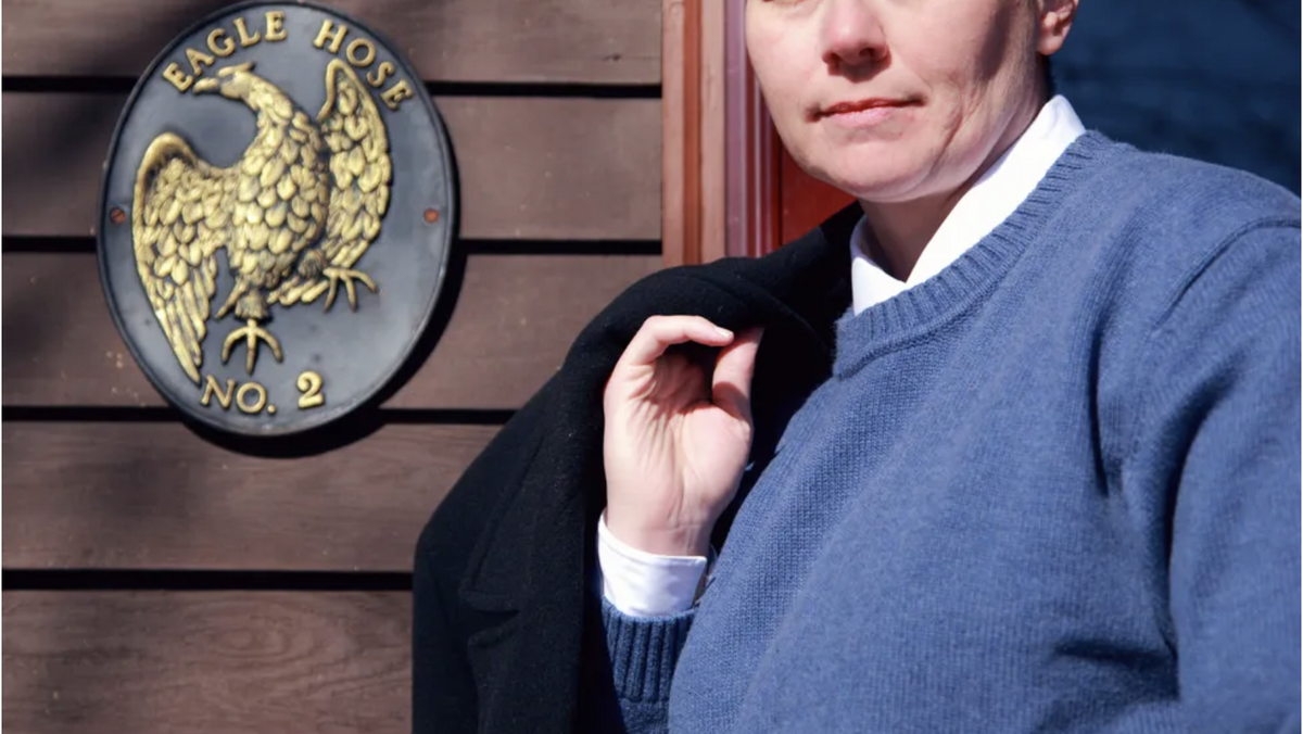 Tomboy Fed Up After Her Coworker Constantly Offers Advice Because She's Convinced She's Trans