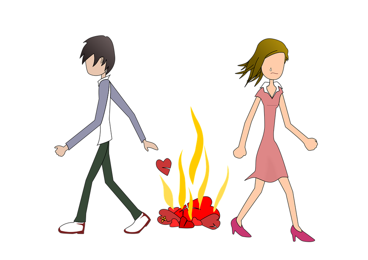 Relationship Gurus Share Signs That Someone Isn't In Love With You Anymore