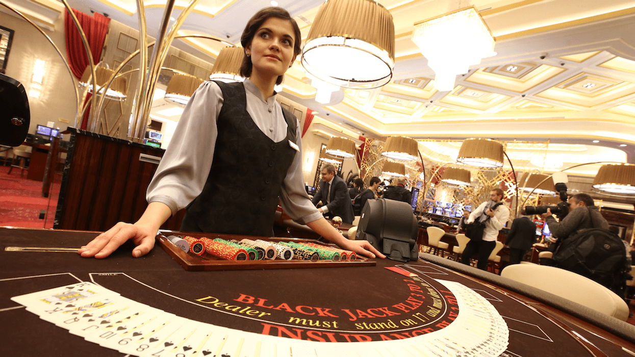 Casino Employees Share The Worst Reactions To Gamblers Losing Everything