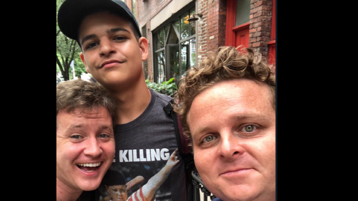 Guy On Street Doesn't Realize Compliment On His 'You're Killing Me, Smalls' Shirt Is Actually From 'The Sandlot''s 'Great Hambino' Himself