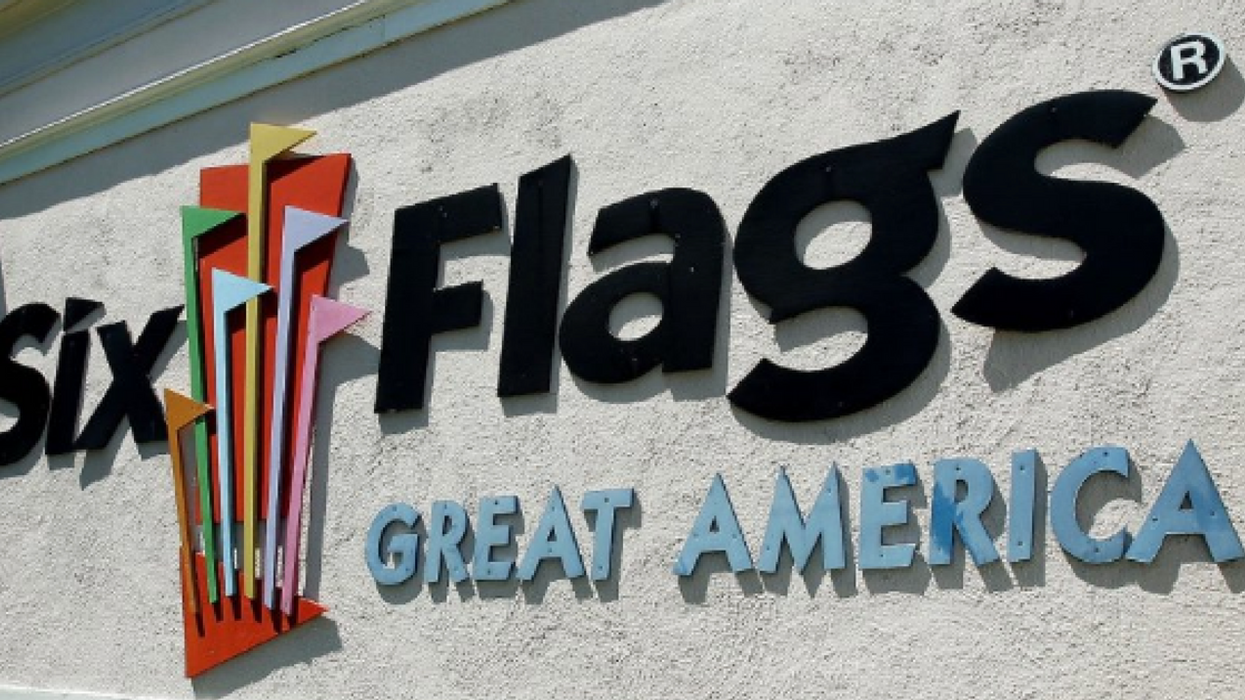 Want Free Entry To Six Flags For Life? All You Have To Do Is Give Birth At The Park