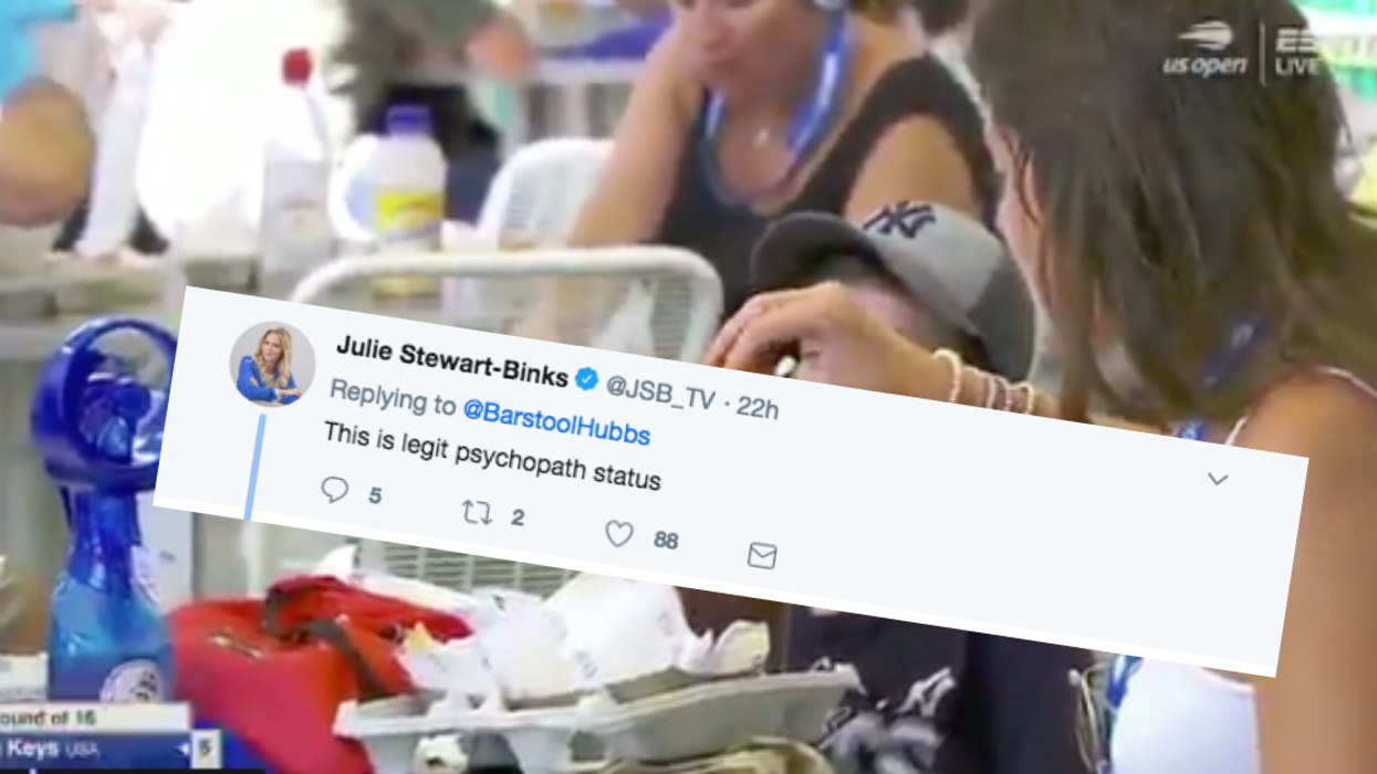 A U.S. Open Fan Was Caught On Camera Dipping Some Food Into Her Coke—And The Internet Had Lots Of Feelings 🤢