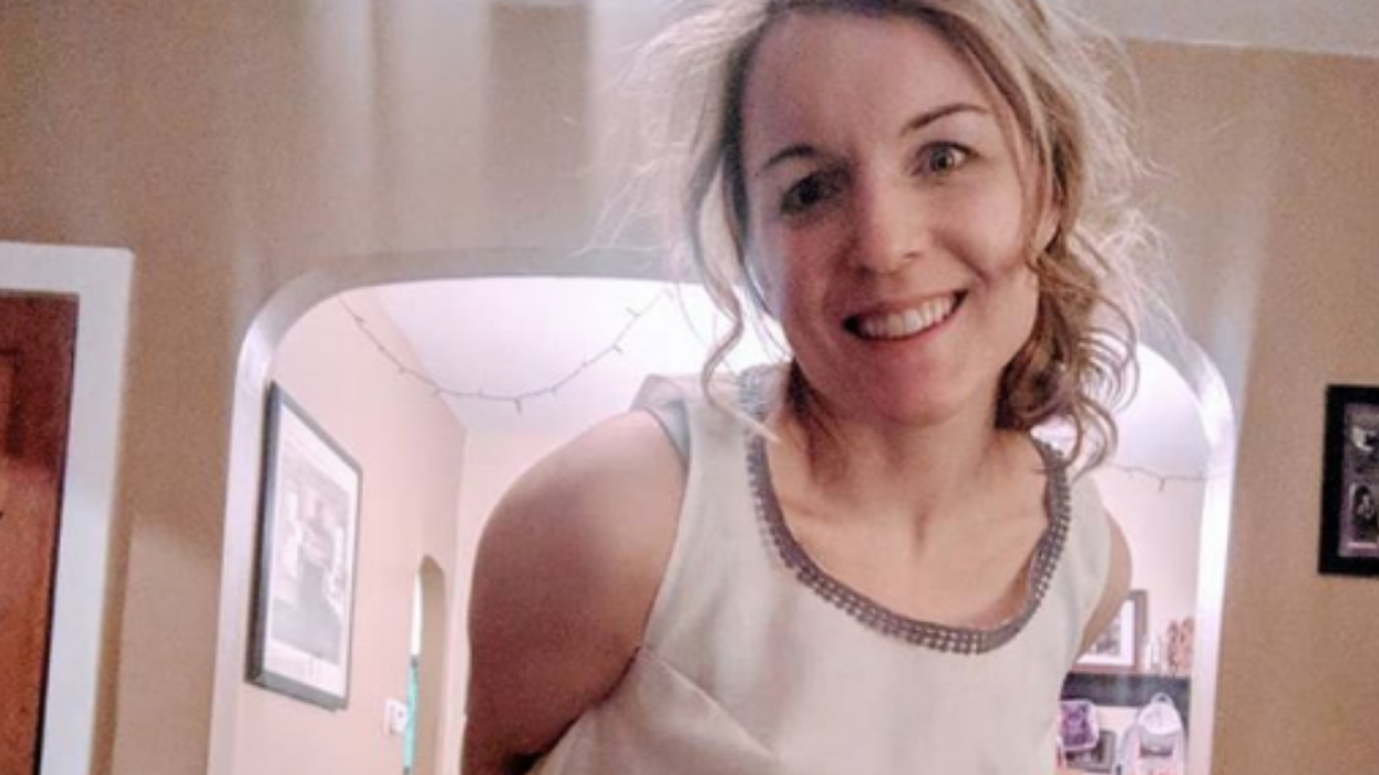 Here's The Important Lesson This Teacher Shared With Her Students By Wearing The Same Dress For 100 Days