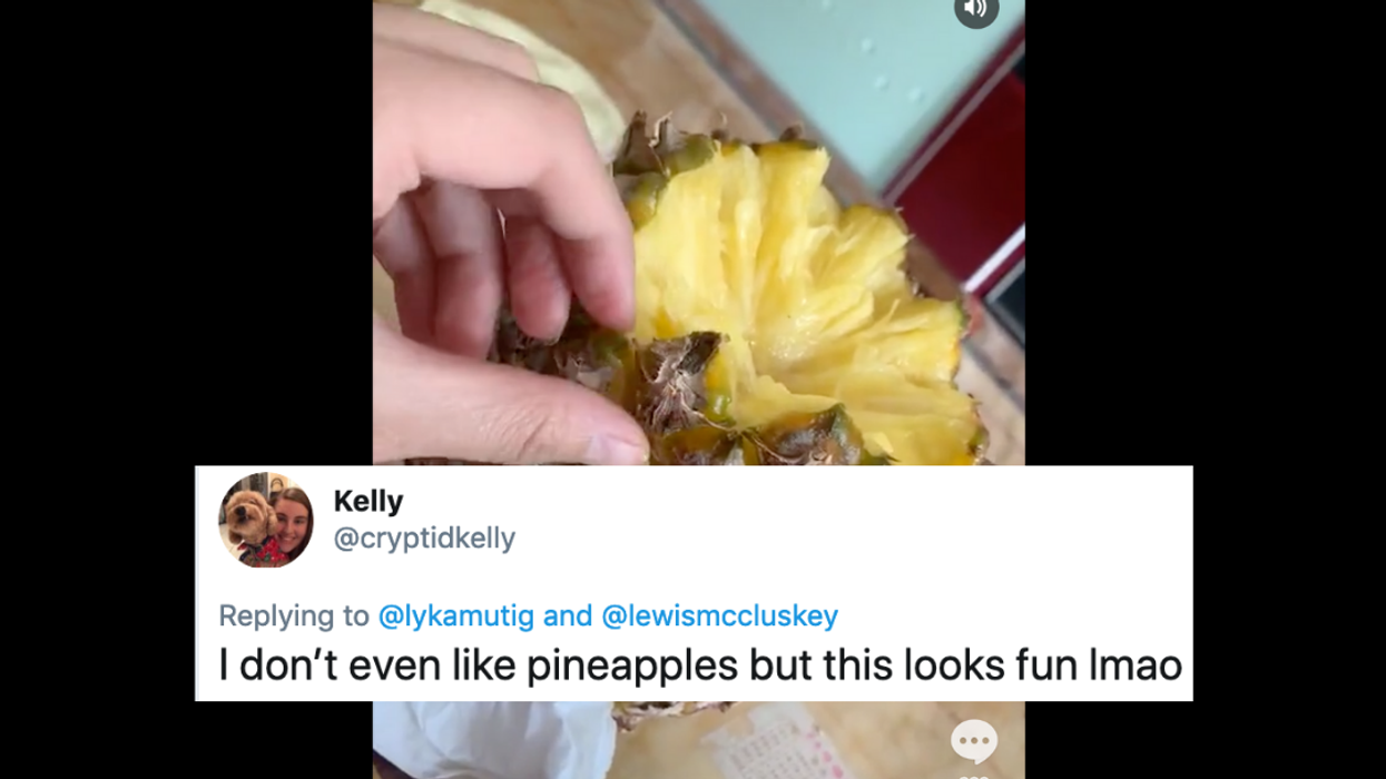 So Apparently We've All Been Eating Pineapple The Wrong Way And We Are Not OK