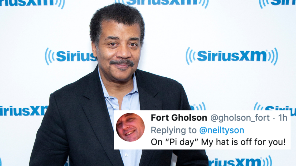 Neil DeGrasse Tyson Just Taught Twitter How To Figure Out Their Hat Size, And It's Perfect For Pi Day