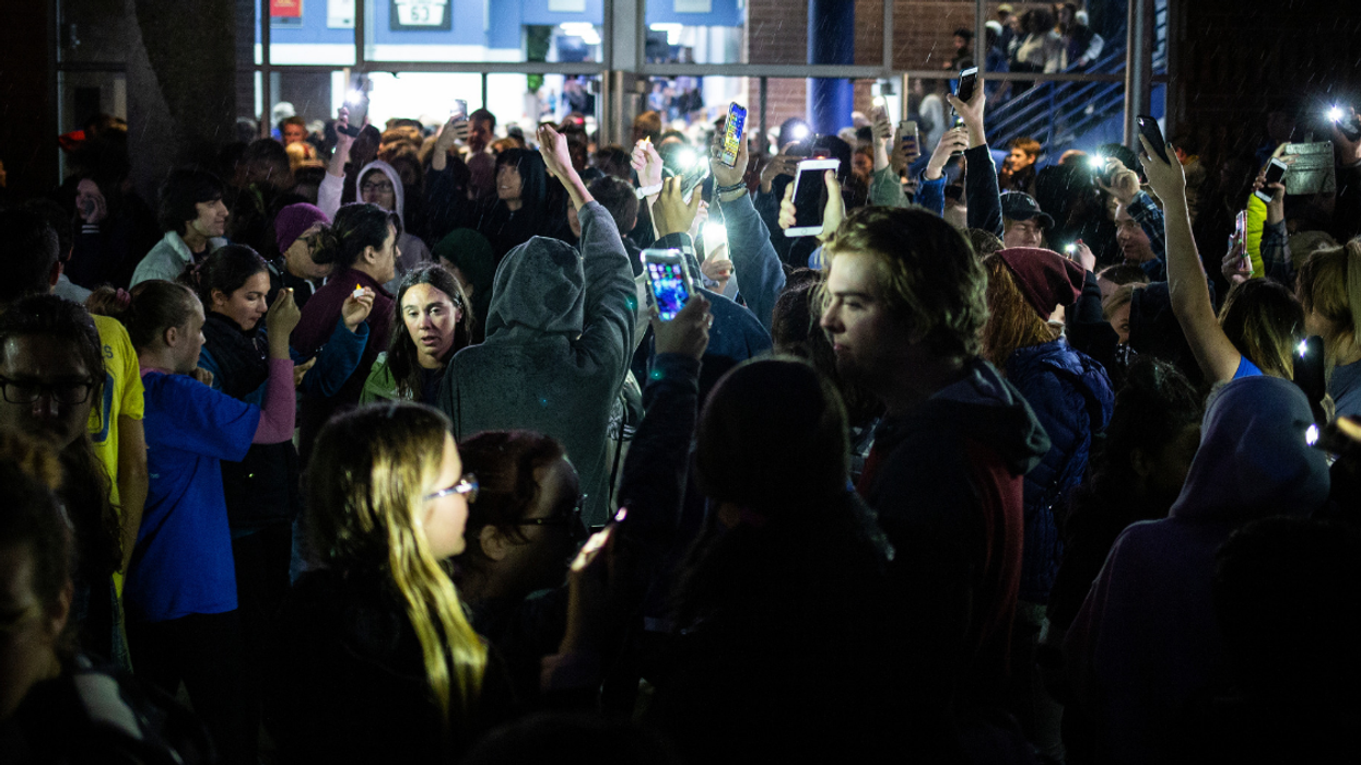 A Student's Texts To His Mom During The Colorado School Shooting Are Resonating With Parents