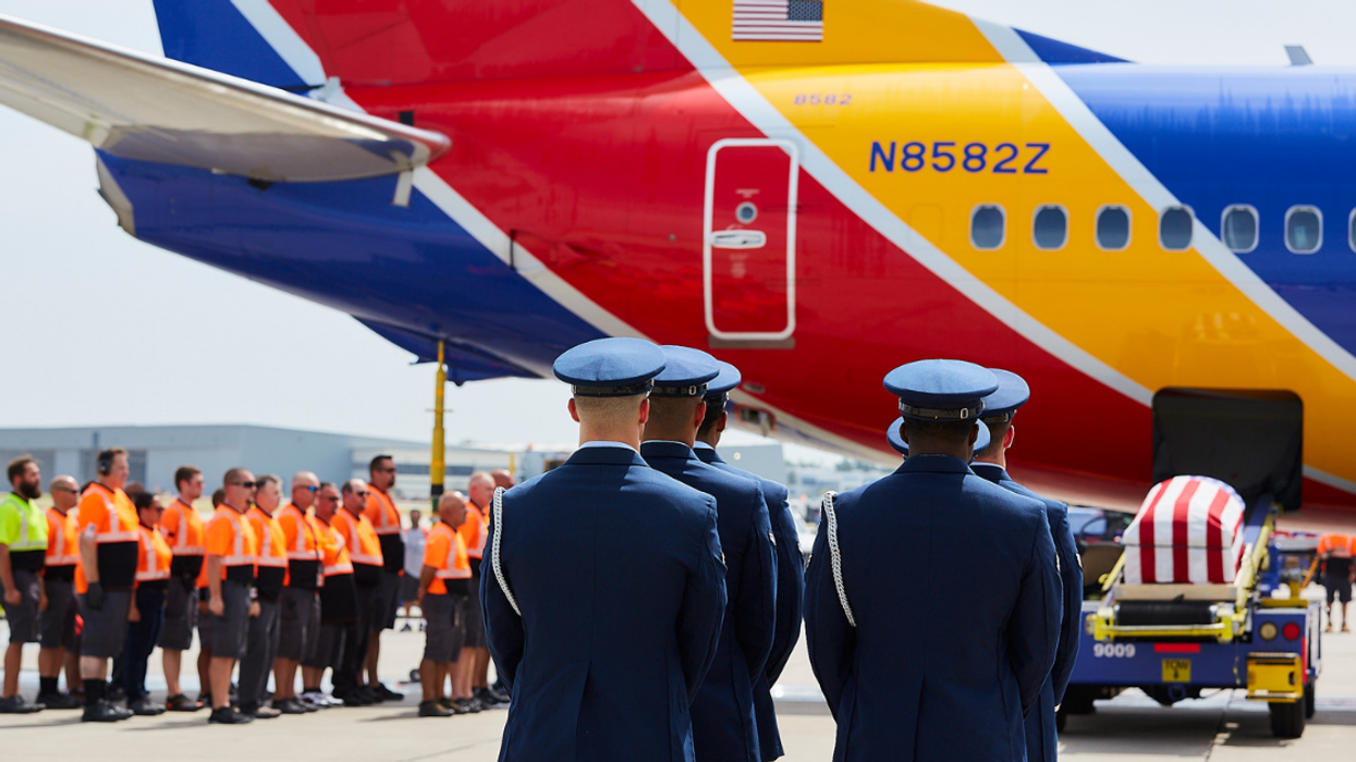 Southwest Pilot Brings Father's Remains Home To Dallas 52 Years After He Was Killed In Vietnam