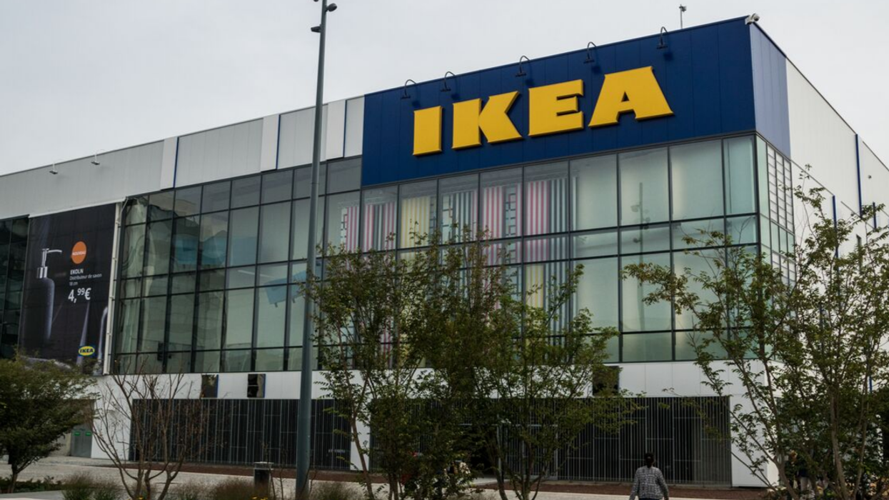 Police Shut Down 3,000-Person Game Of Hide And Seek At IKEA Store