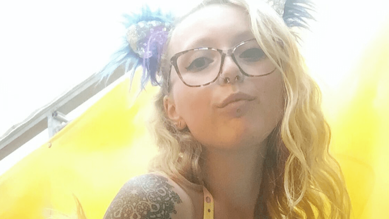 Dumpster Diver Explains How She Finds Loads Of Freebies Left Behind From Music Concerts