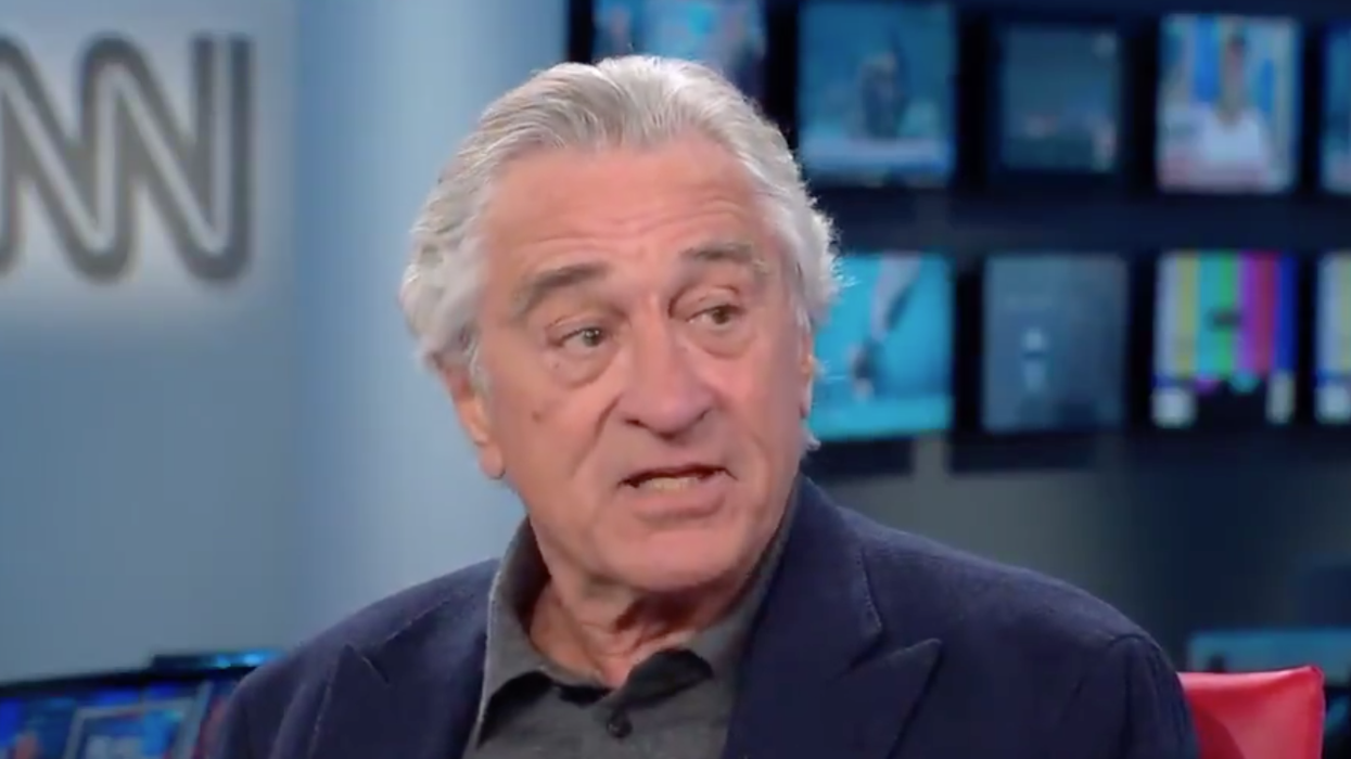 Robert De Niro Lets F-Bombs Fly Live On CNN In Response To Criticism He Gets From Fox News