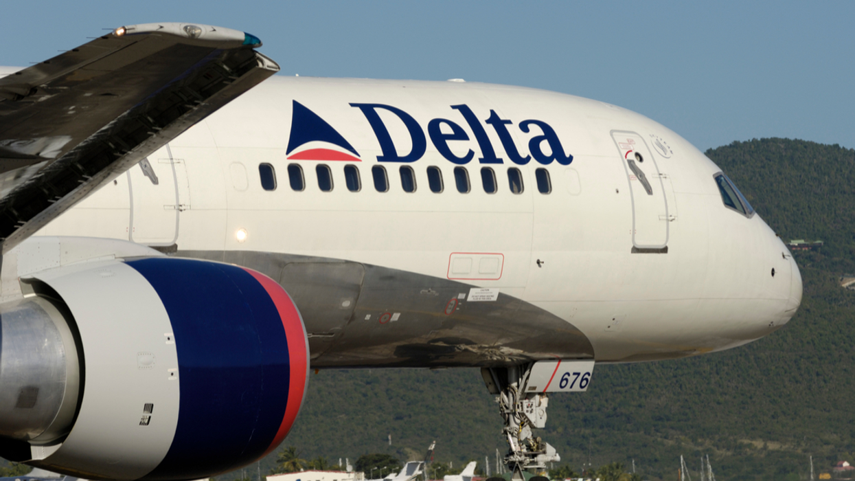 Authorities Baffled After Woman Somehow Boards Delta Flight Without ID Or Boarding Pass