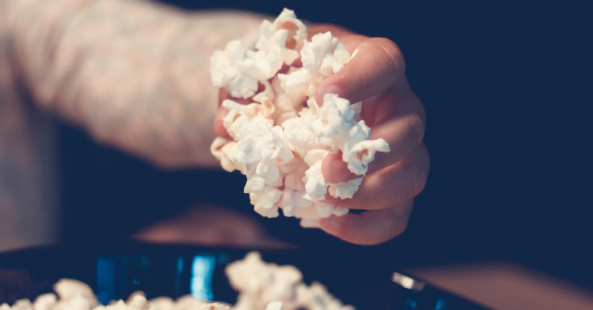 Man's Decision To Make Some Popcorn While His Neighbors Fight Backfires Splendidly