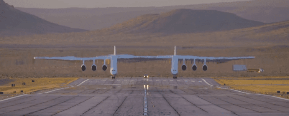 The Biggest Plane Ever Built Just Had Its First Test Flight and This Thing is Straight Out of Star Wars