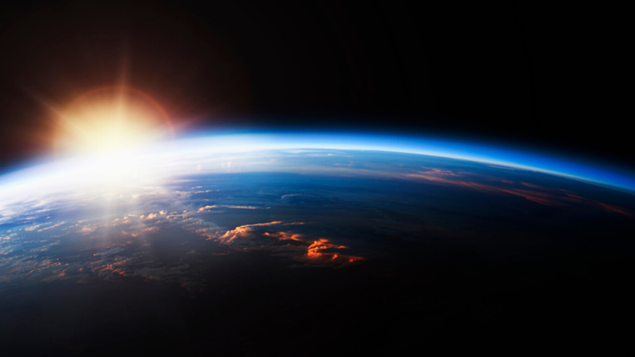 Space Enthusiasts Catch Rare Glimpse Of Mercury Passing Between The Earth And The Sun